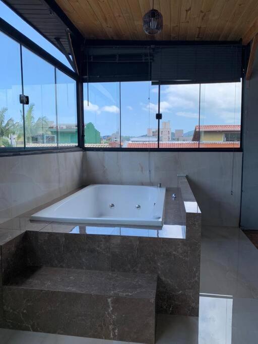 Balneário Camboriú Suite Com Hidro No Centro מראה חיצוני תמונה